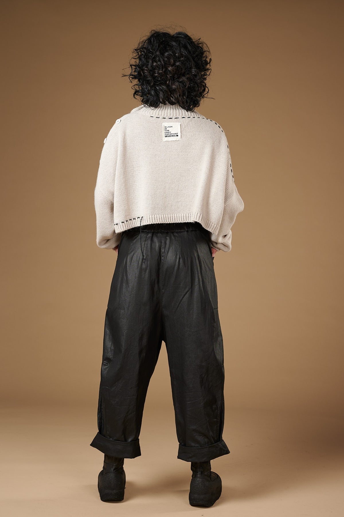 Sinsan - crop sweater