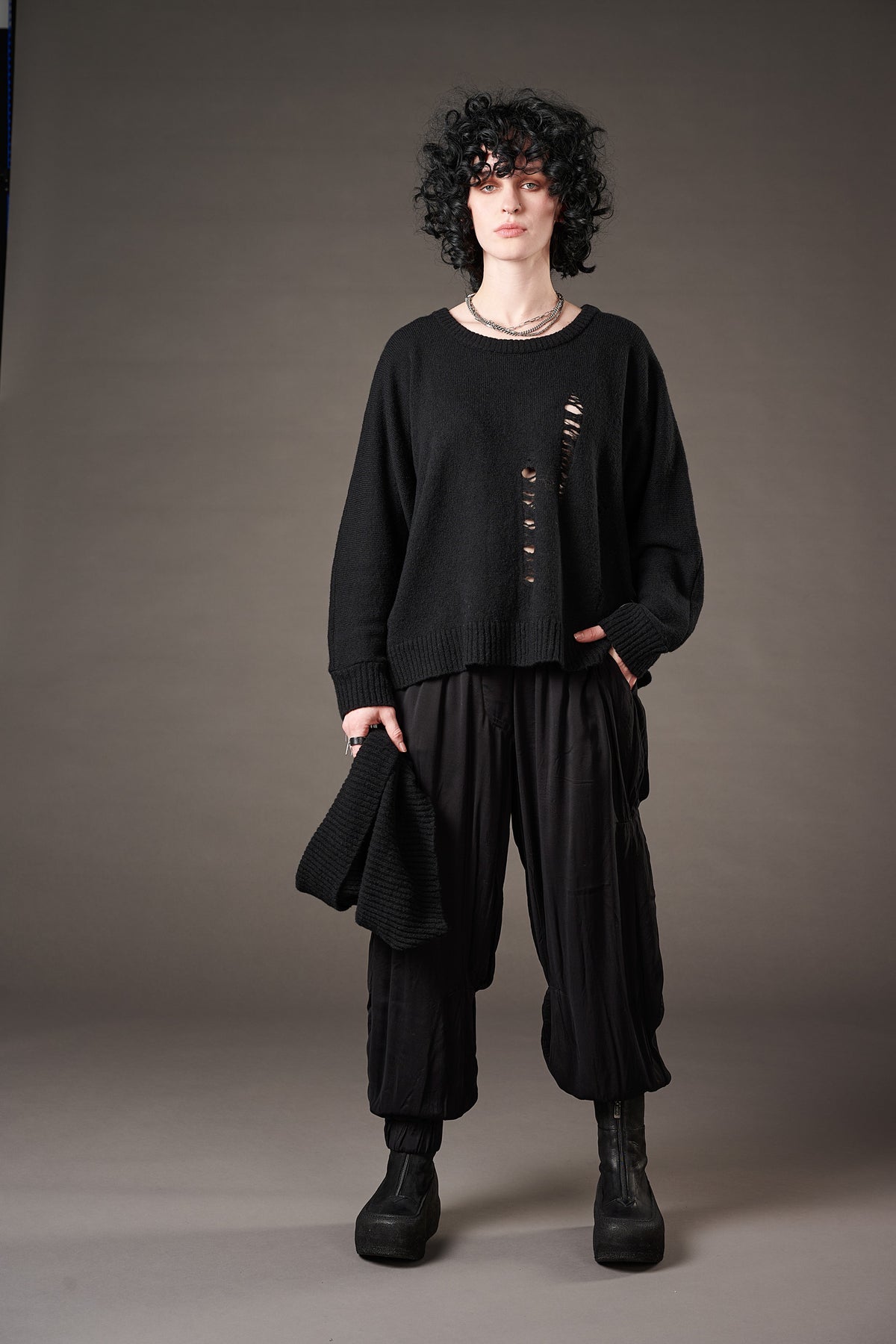 Romak - sweater with snood