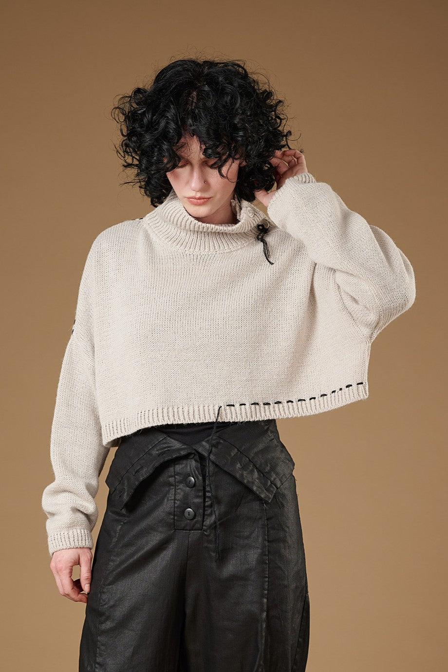 Sinsan - crop sweater