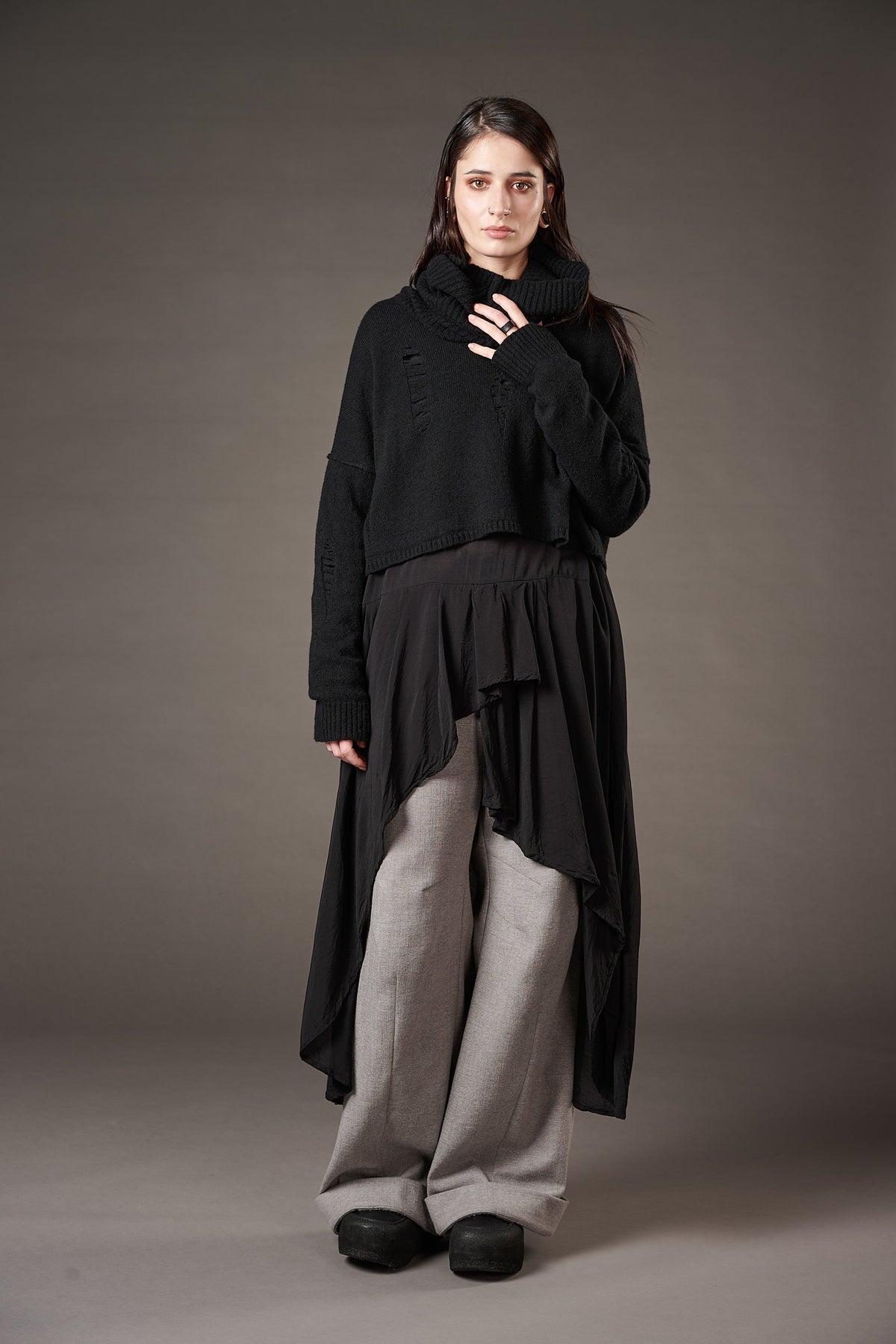 Makko - crop sweater with snood