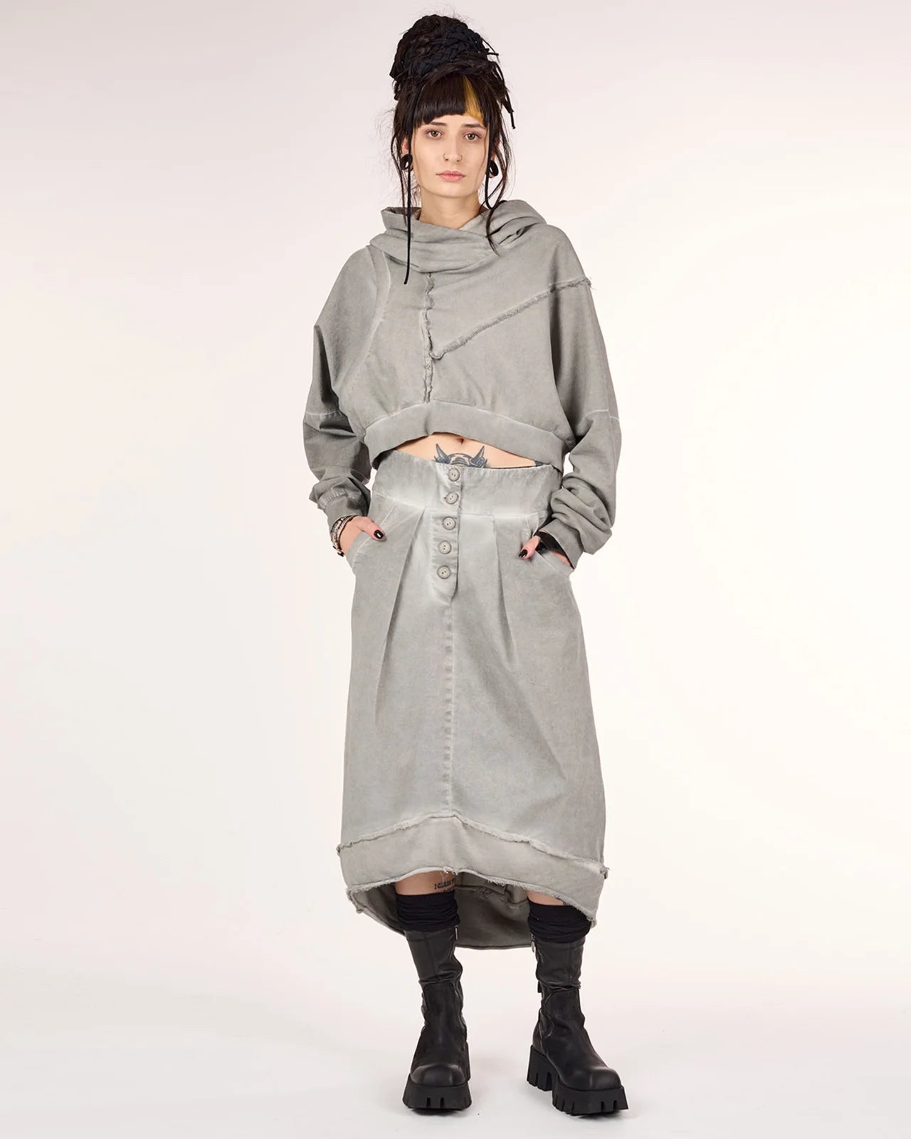 Sus - Crop Hoodie