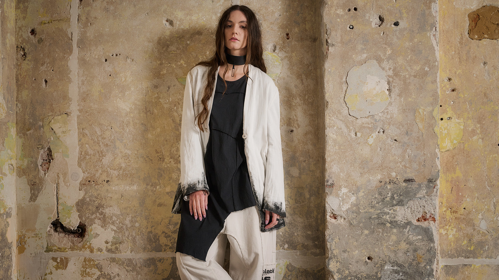 Nostalgic Black SS26